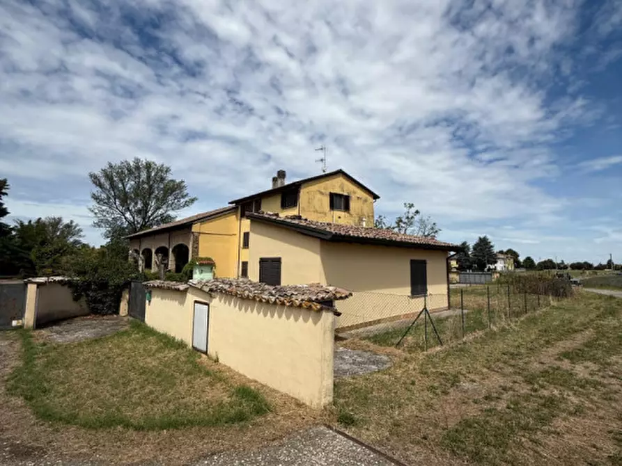 casa indipendente in vendita a Parma in zona Centro Storico