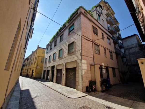 ufficio in vendita a Parma in zona Centro Storico