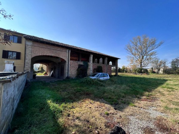 casa indipendente in vendita a Parma