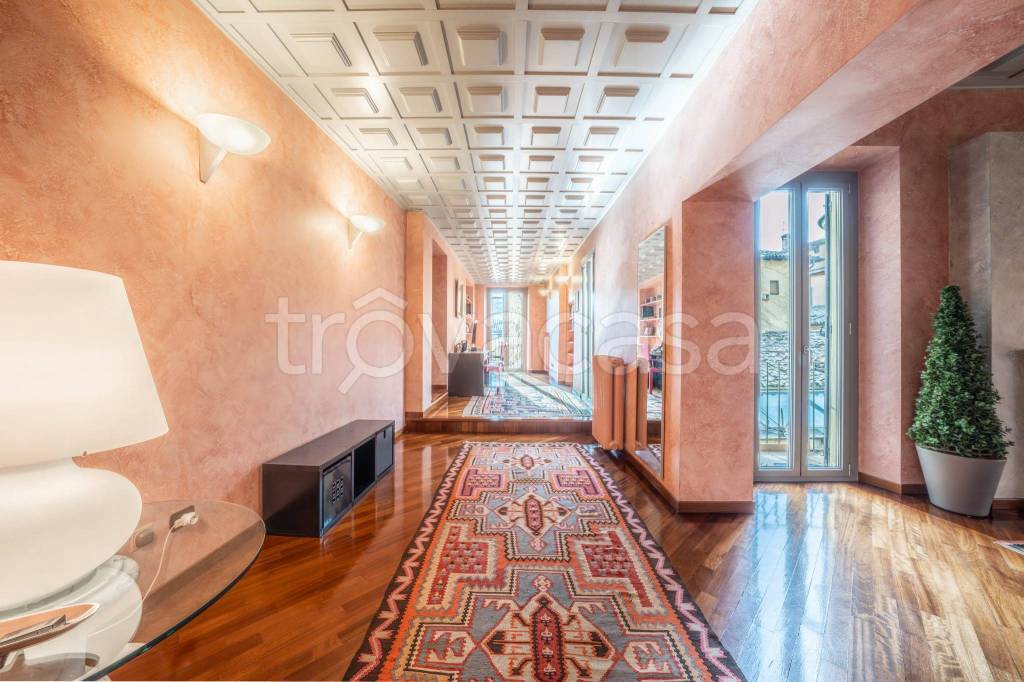 appartamento in vendita a Parma in zona Centro Storico