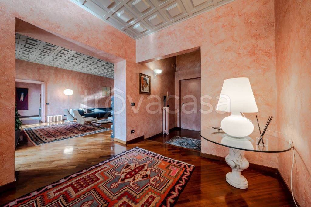 appartamento in vendita a Parma in zona Centro Storico