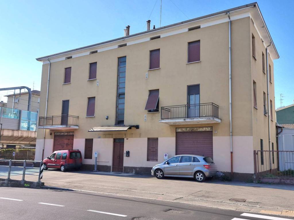 intera palazzina in vendita a Parma in zona San Martino / Paradigna