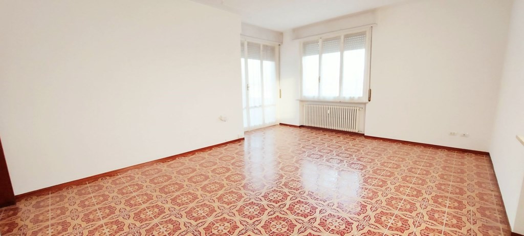 appartamento in vendita a Parma in zona Crocetta