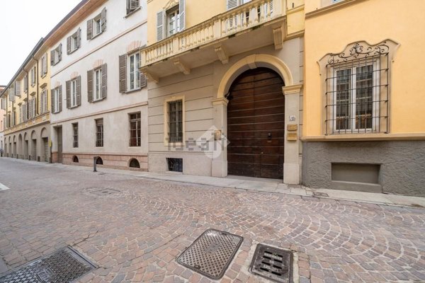 appartamento in vendita a Parma in zona Centro Storico
