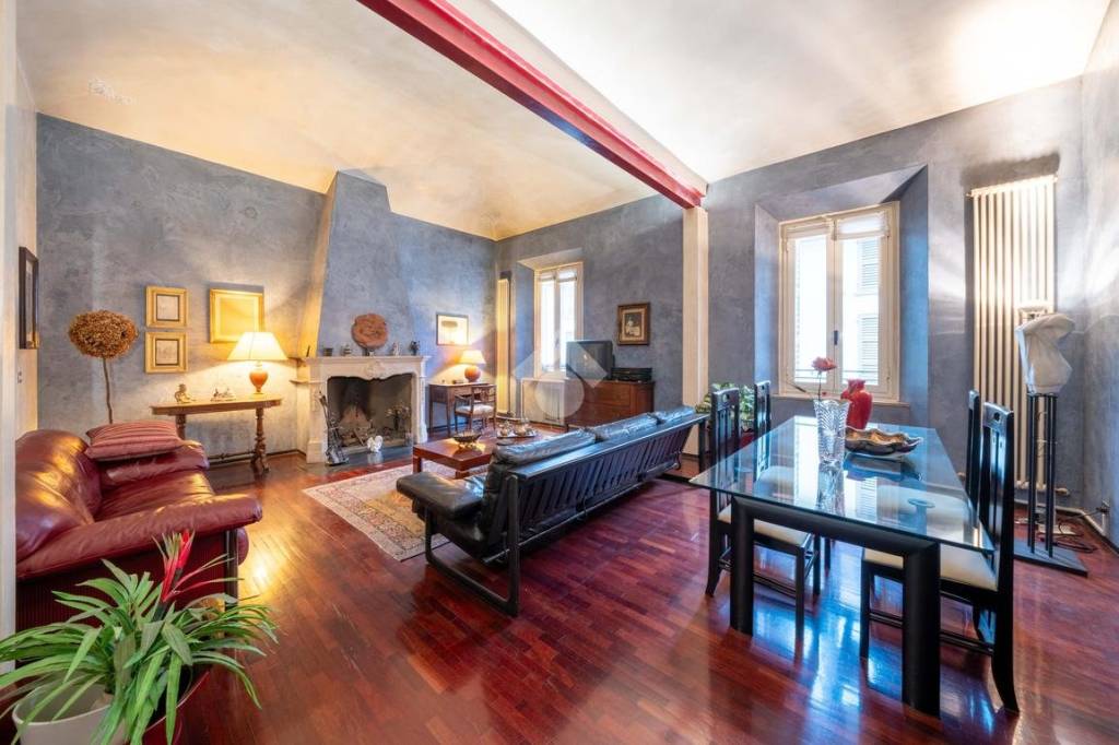 appartamento in vendita a Parma in zona Centro Storico