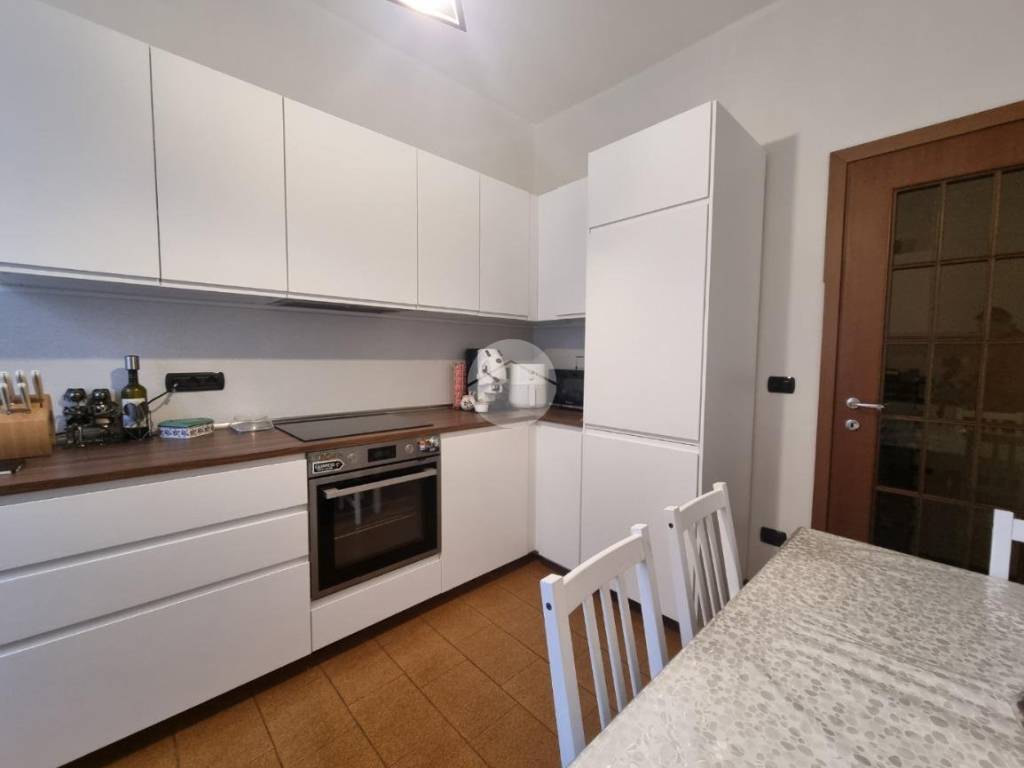 appartamento in vendita a Parma in zona Cittadella