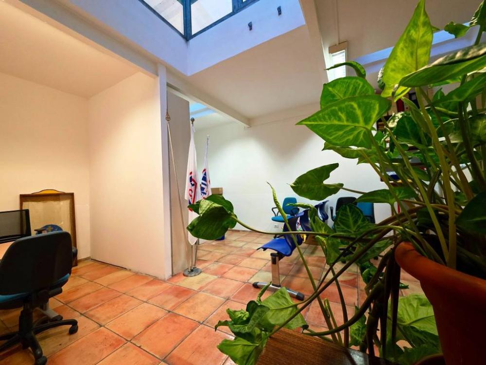 ufficio in vendita a Parma in zona Centro Storico