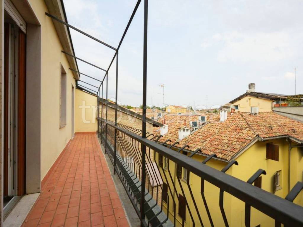 appartamento in vendita a Parma in zona Centro Storico