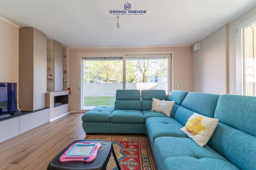 appartamento in vendita a Parma in zona Molinetto