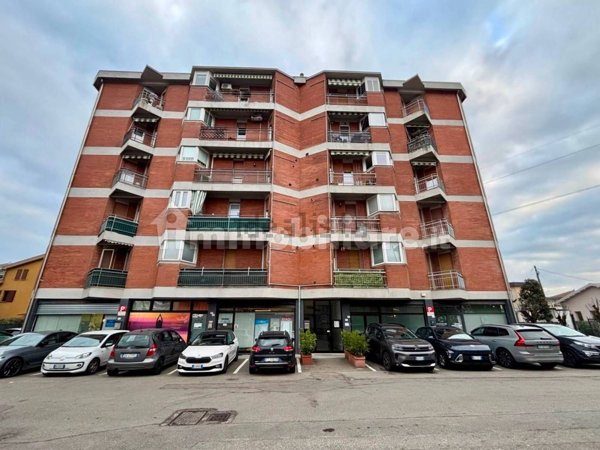 appartamento in vendita a Parma in zona Crocetta