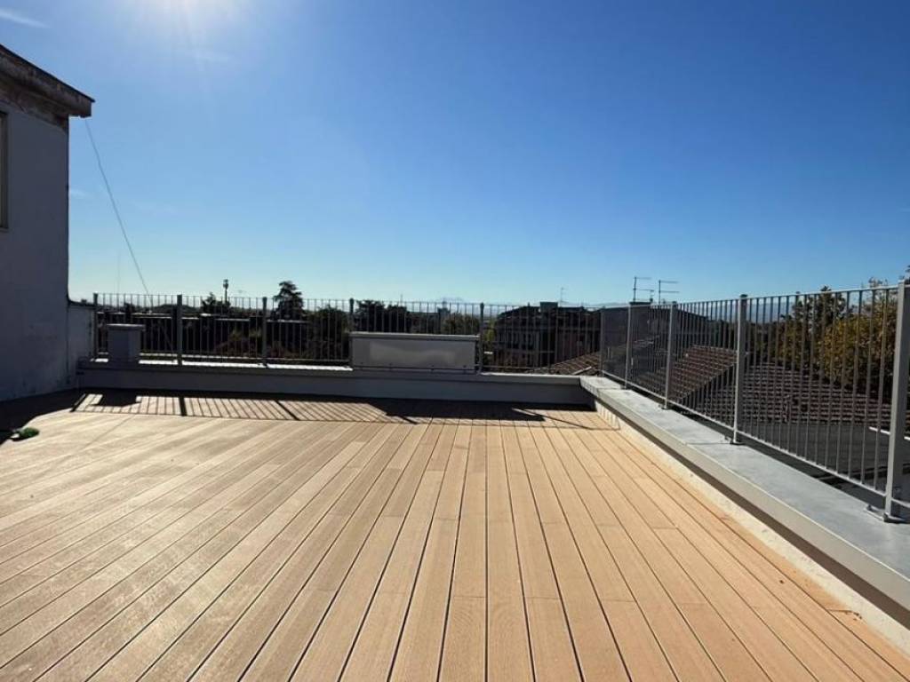 appartamento in vendita a Parma in zona Cittadella