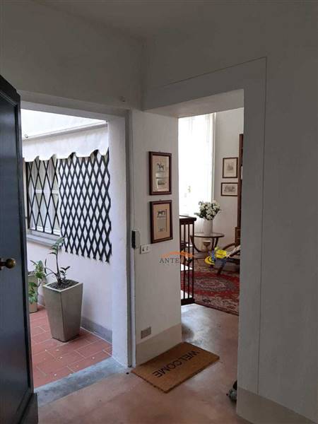 appartamento in vendita a Parma in zona Centro Storico