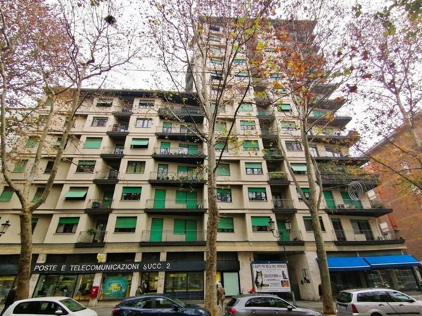 appartamento in vendita a Parma in zona Centro Storico