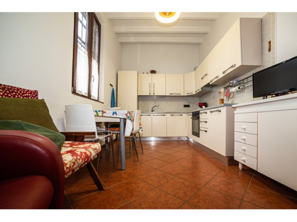 casa indipendente in vendita a Parma