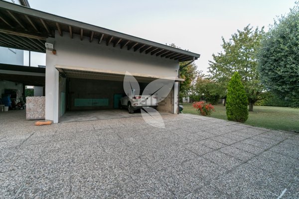 appartamento in vendita a Parma in zona San Prospero