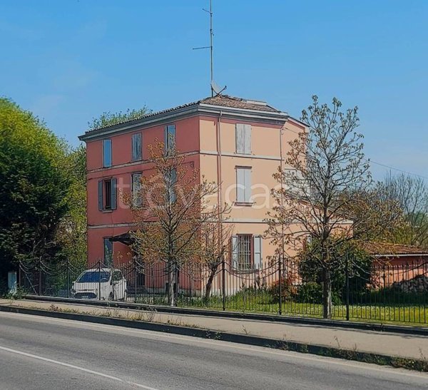 appartamento in vendita a Parma in zona Gaione