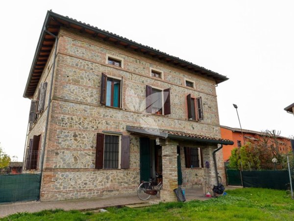 appartamento in vendita a Parma in zona San Martino / Paradigna