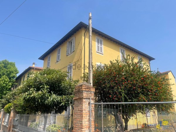 appartamento in vendita a Parma in zona Centro Storico