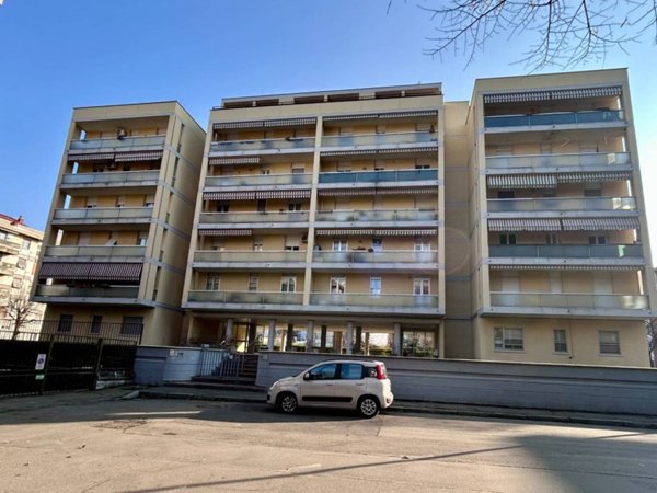 appartamento in vendita a Parma in zona San Lazzaro