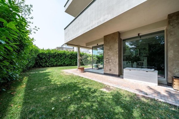 appartamento in vendita a Parma in zona Centro Storico