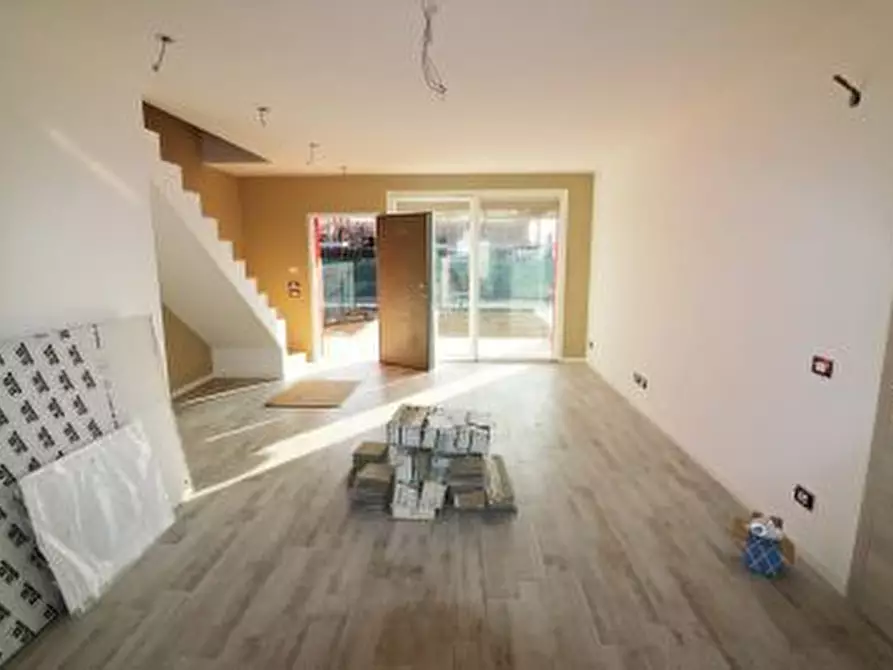 casa indipendente in vendita a Parma in zona Centro Storico