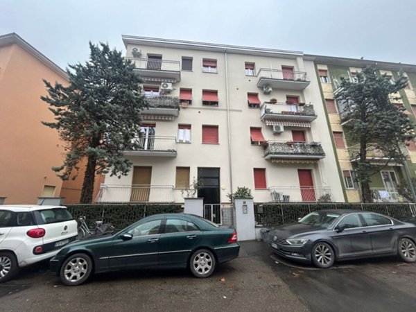 appartamento in vendita a Parma in zona Montanara