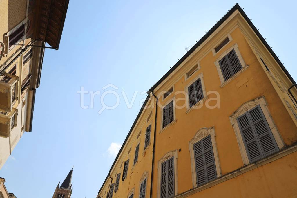 appartamento in vendita a Parma in zona Centro Storico