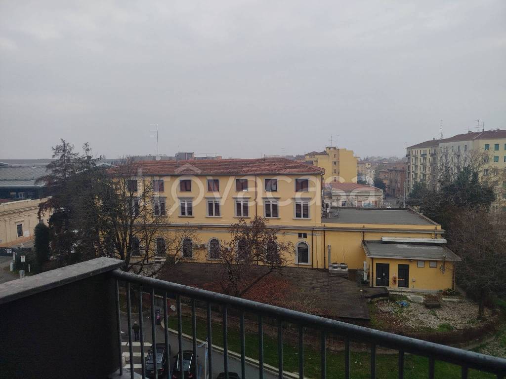 appartamento in vendita a Parma in zona San Leonardo