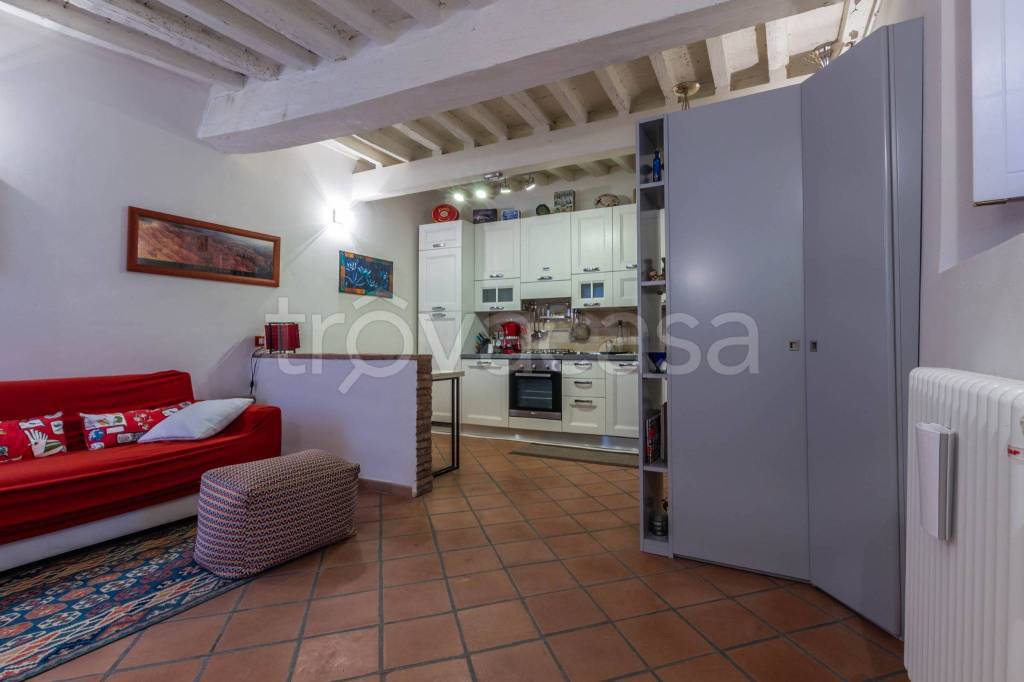 appartamento in vendita a Parma in zona Centro Storico