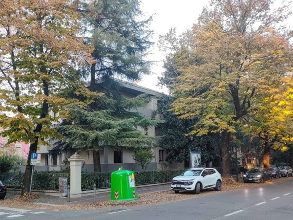 intera palazzina in vendita a Parma in zona San Lazzaro