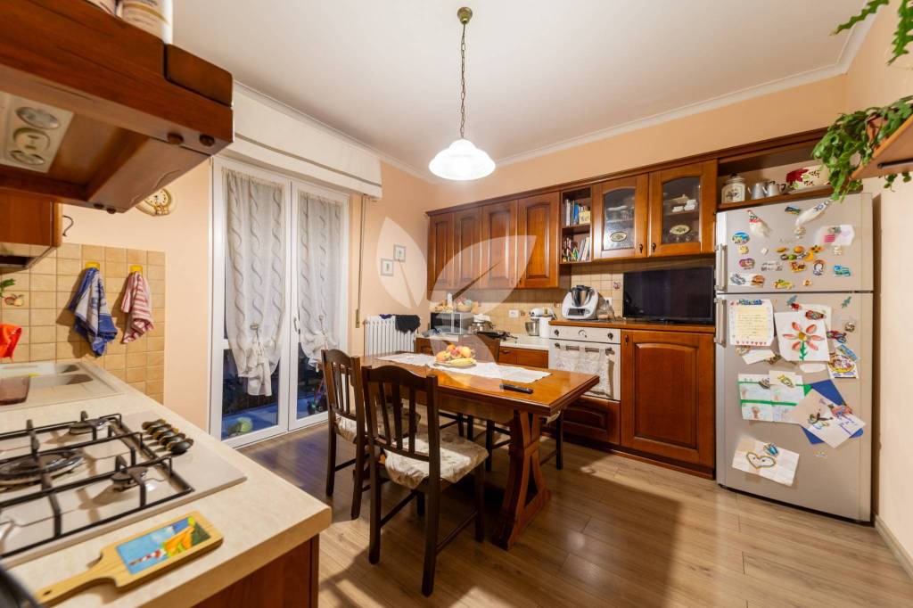 appartamento in vendita a Parma in zona Montanara