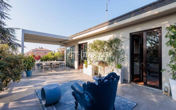 appartamento in vendita a Parma in zona San Lazzaro