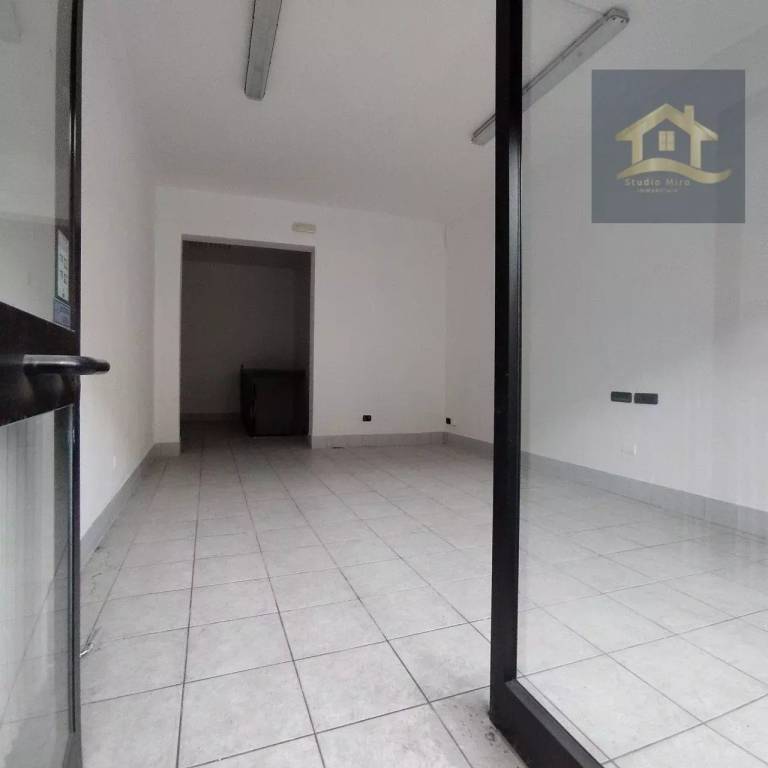 negozio in vendita a Parma in zona Centro Storico