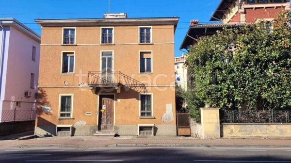 casa indipendente in vendita a Parma