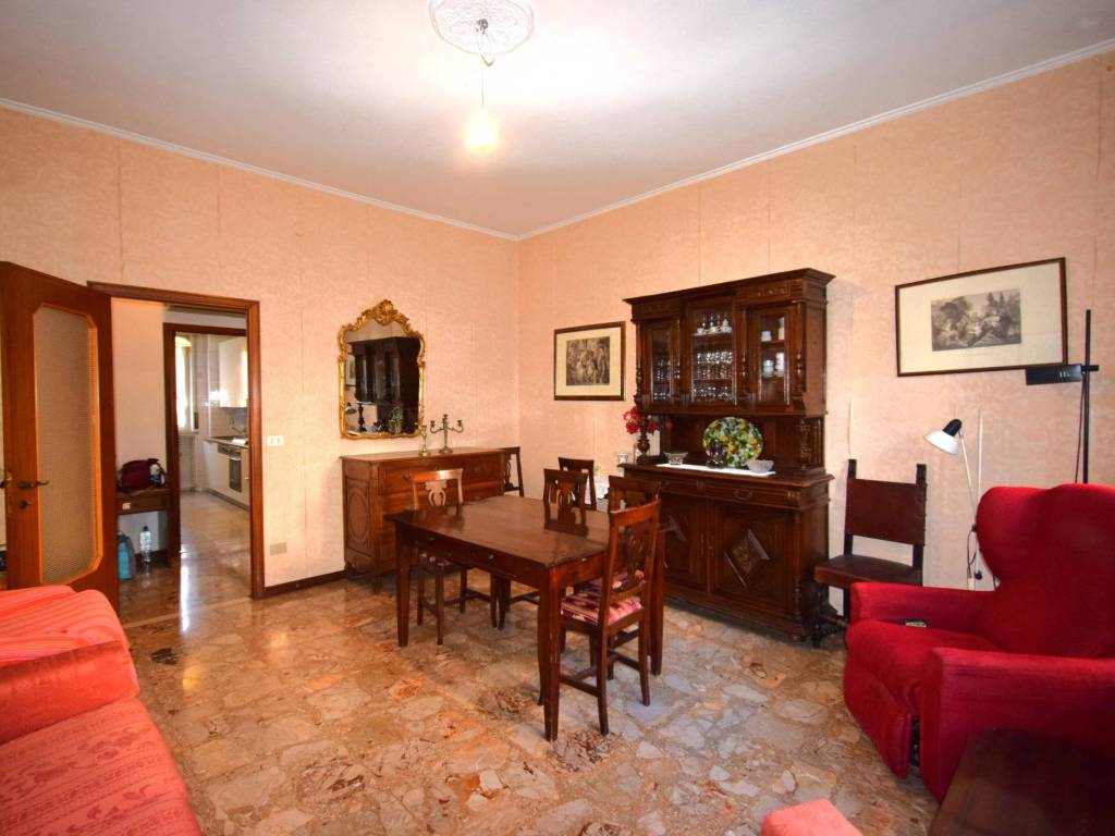 appartamento in vendita a Parma in zona San Lazzaro