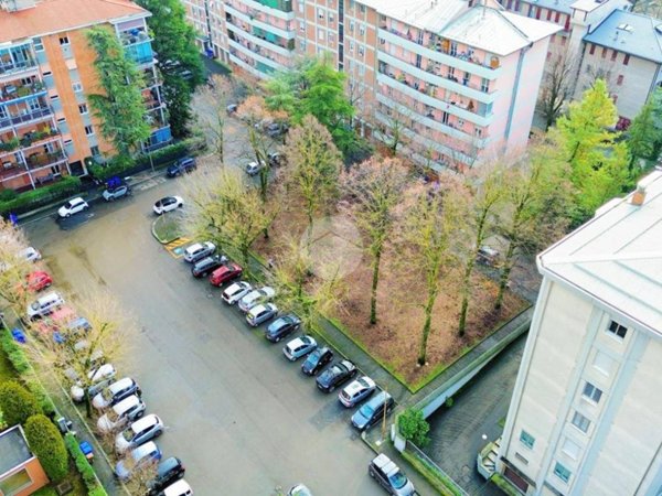 appartamento in vendita a Parma in zona San Lazzaro