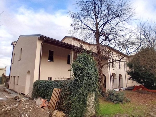 casa indipendente in vendita a Parma in zona Corcagnano
