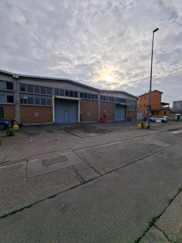 negozio in vendita a Parma