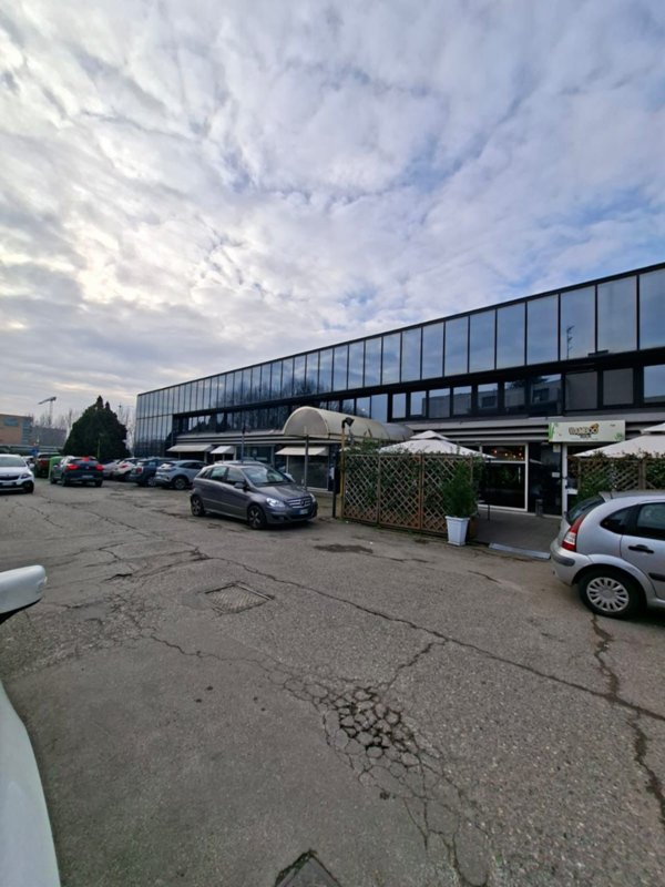 ufficio in vendita a Parma in zona Centro Storico