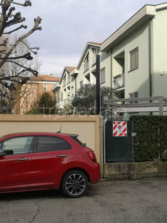 casa indipendente in vendita a Parma in zona San Martino / Paradigna