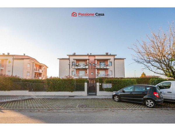 appartamento in vendita a Parma in zona Corcagnano