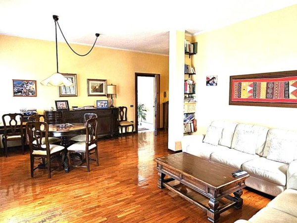 appartamento in vendita a Parma in zona Cittadella