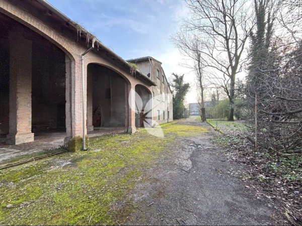 casa indipendente in vendita a Parma in zona San Leonardo