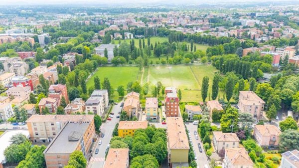 appartamento in vendita a Parma in zona Cittadella