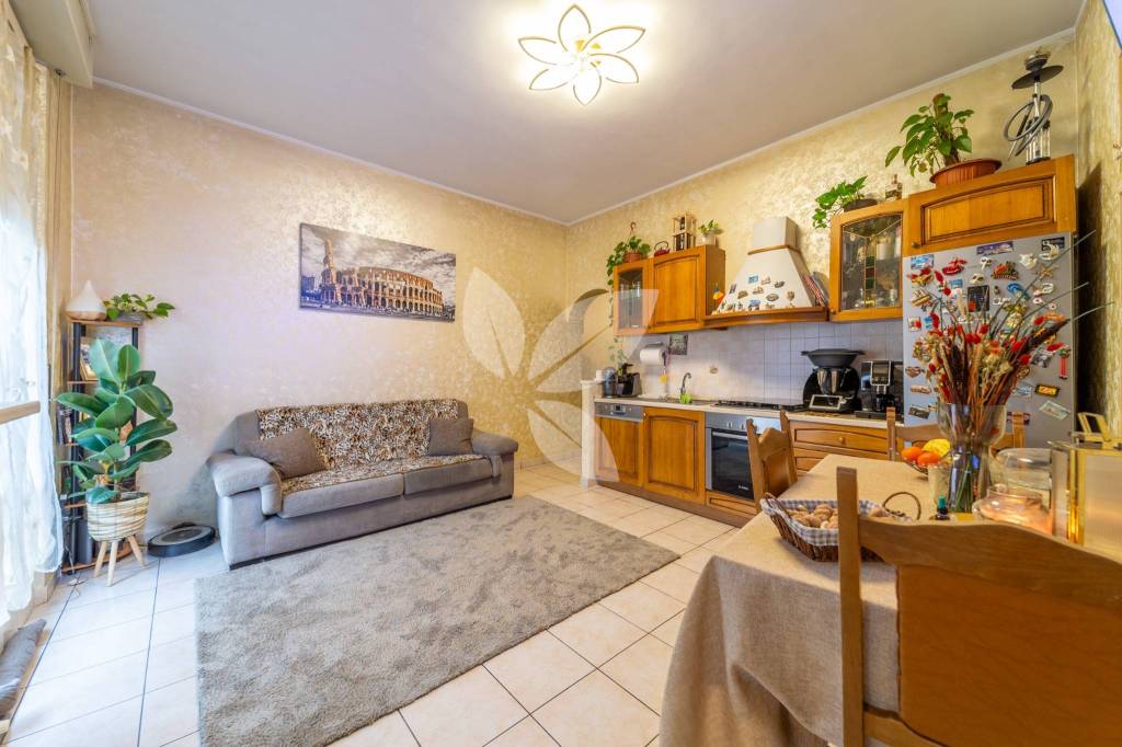 appartamento in vendita a Parma in zona San Lazzaro