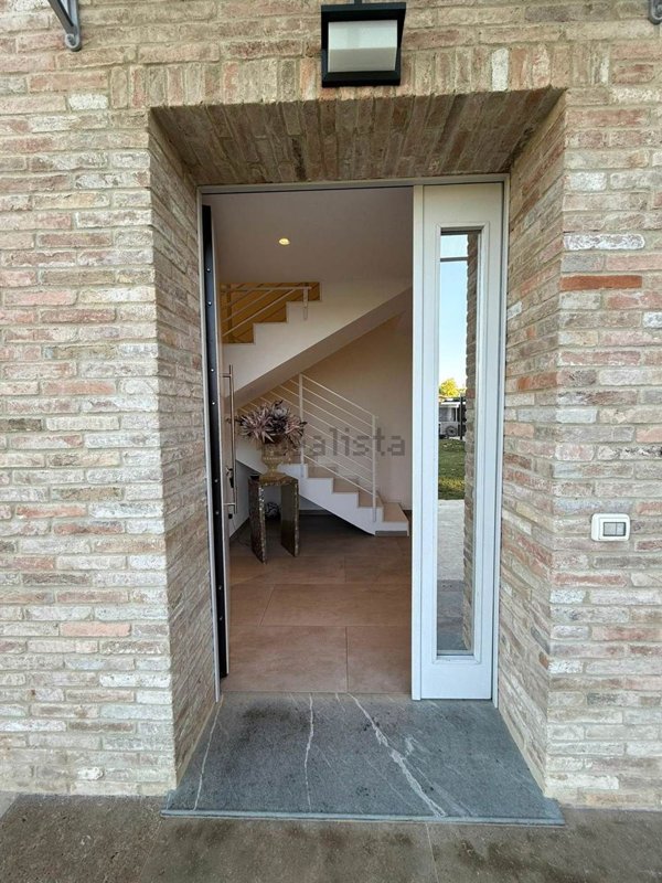 casa indipendente in vendita a Parma in zona Mariano