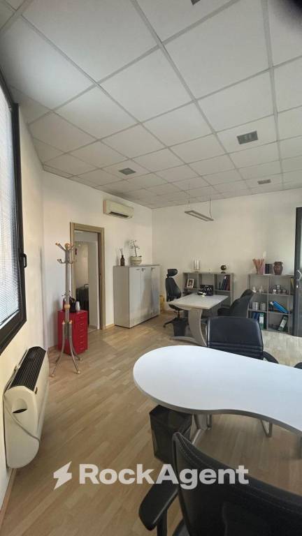 ufficio in vendita a Parma in zona Pablo