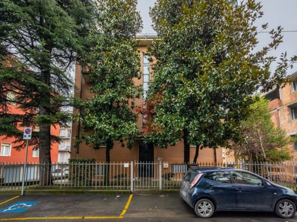 appartamento in vendita a Parma in zona San Lazzaro