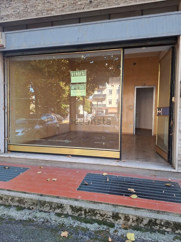 negozio in vendita a Parma