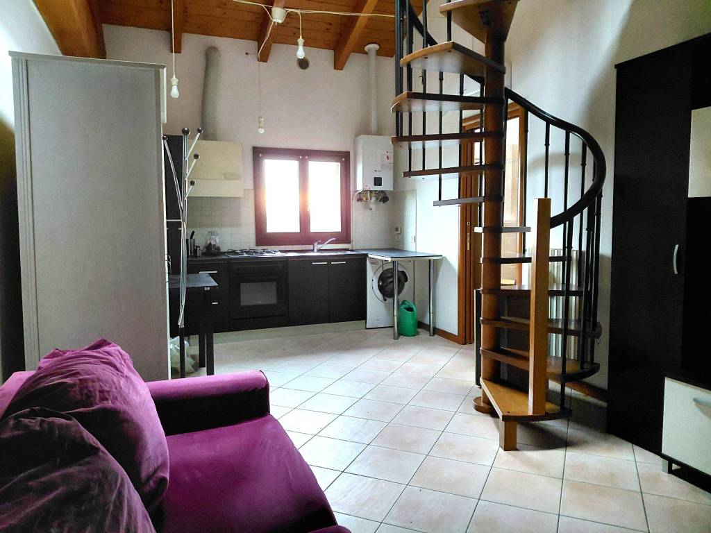 appartamento in vendita a Parma in zona Pilastrello